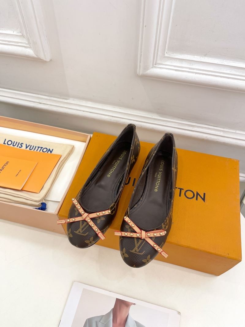 Louis Vuitton Flat Shoes